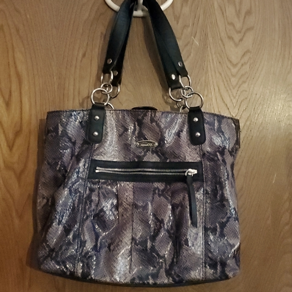 Nine&Co Tote